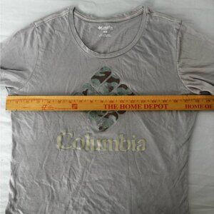Women’s (M) Columbia Heather Gray Sportswear Tee